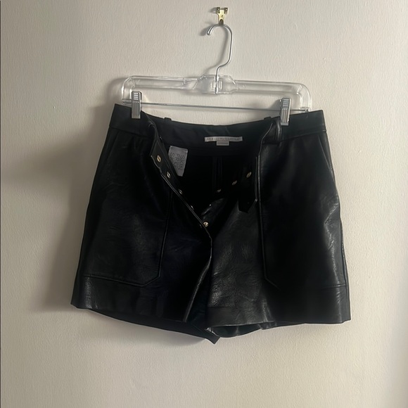 Stella McCartney Black Leather Shorts - Picture 3 of 6